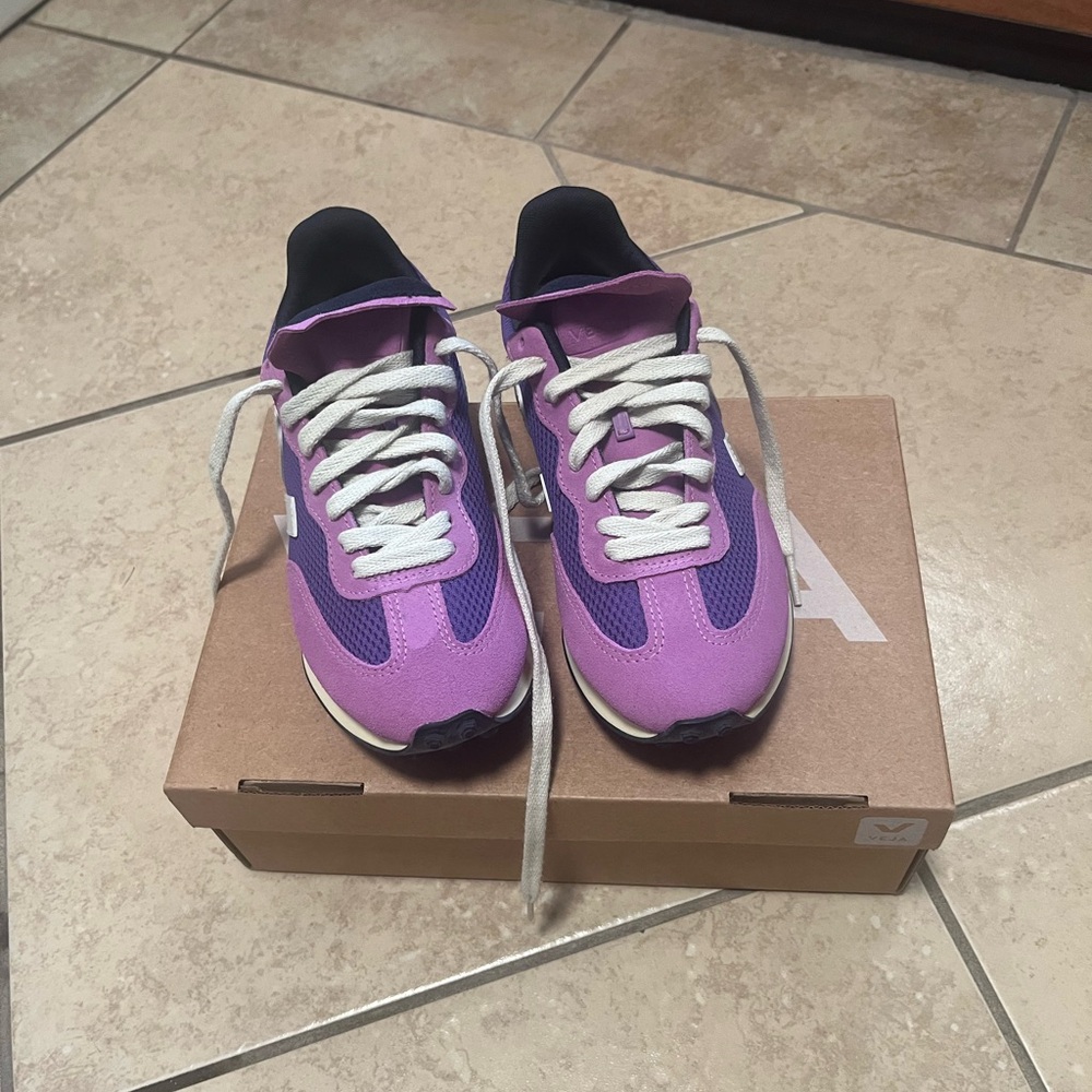 Vibrant Purple Low-Top Sneakers with Suede Accents